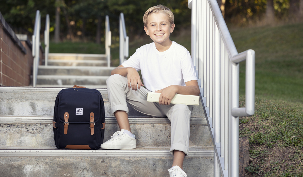 Backpack features for responsible kids
